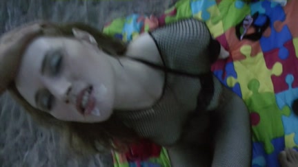 Sex on the beach with thick facial