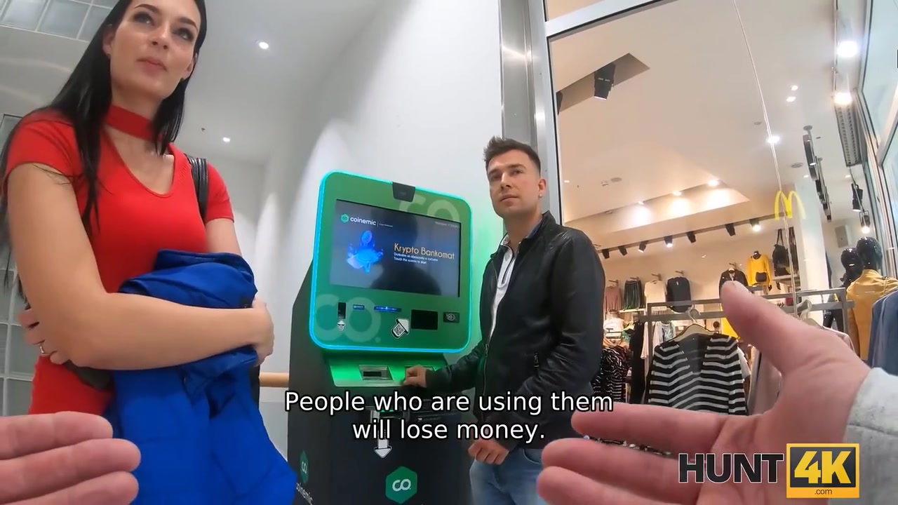 Man Watches Gfs Pussy Stimulated From Inside By The Stranger