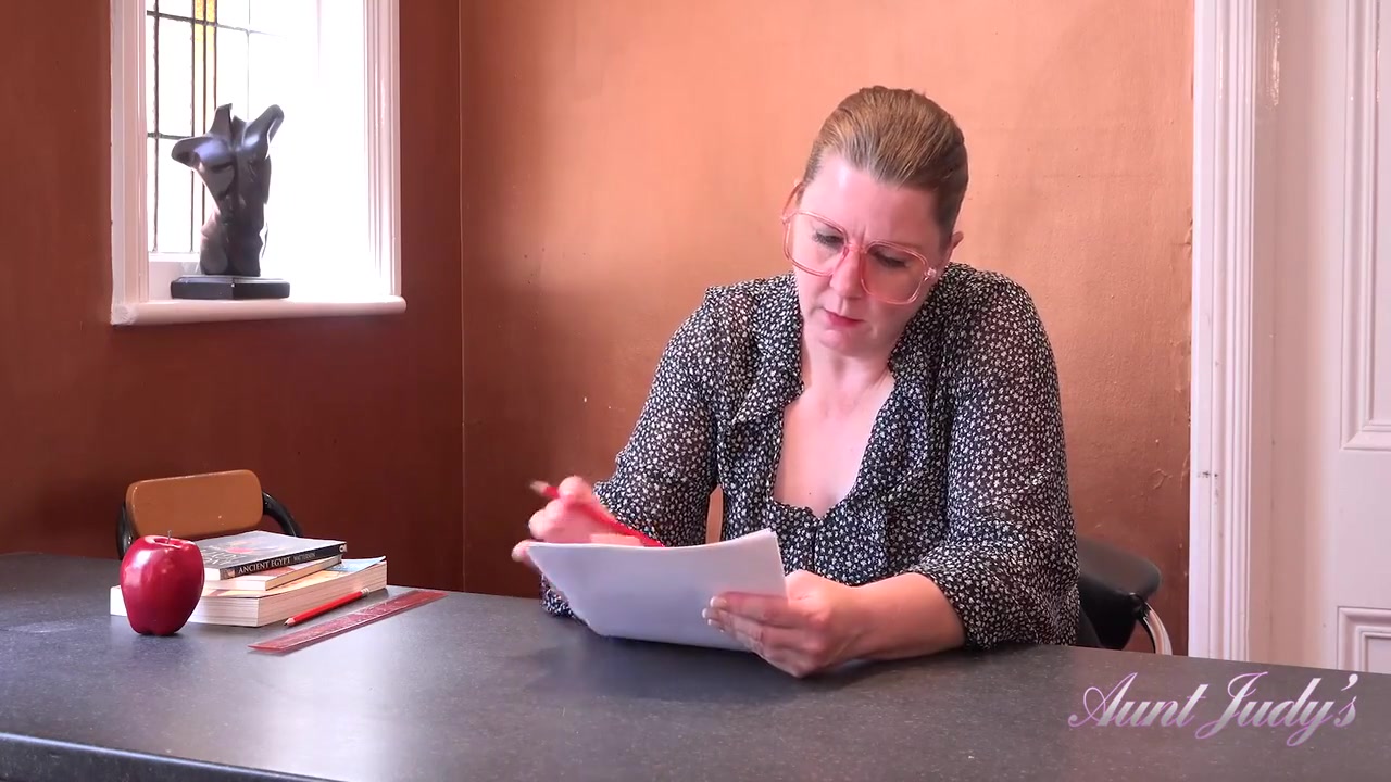 Judys In 50yo Busty Mature Bbw Teacher Ms. Rachel