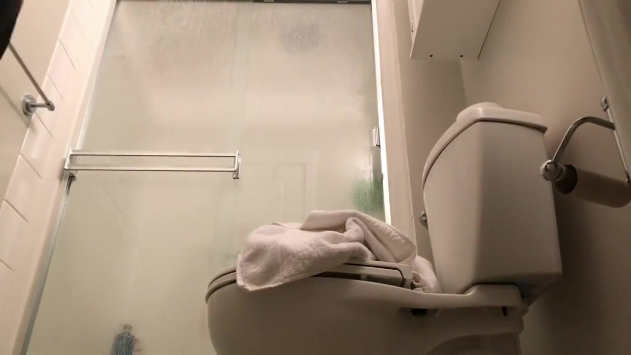 Bubble Butt teenager 18+ SPIED in the shower! Cant believe im doing this to her