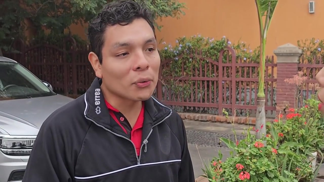 Conoci Por Tinder, Paseamos Por Lima E Hicimos El Amor 16 Min