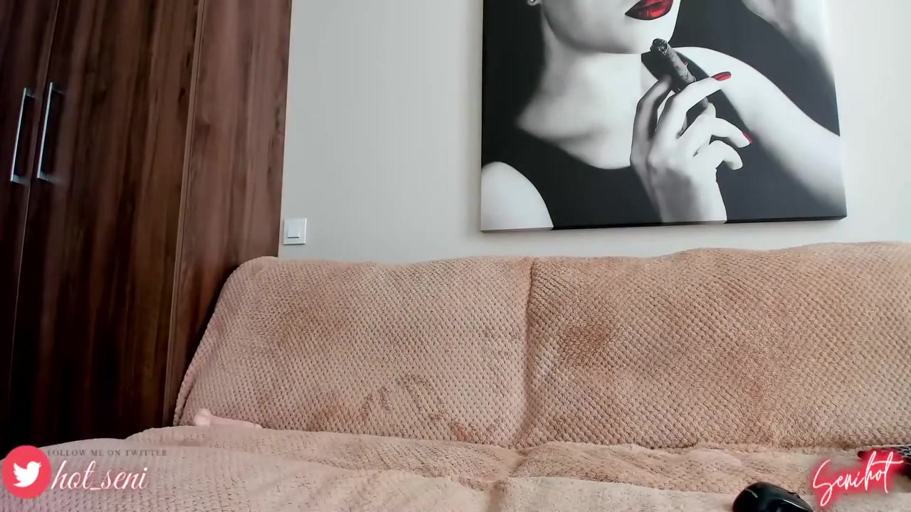 Hot Bbw Milf In Black Fishnet Suck A Dildo