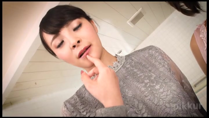 Mai Amao, Misa Makise Like The Butterflies: Two Wheels Soapland In Pink Street 15