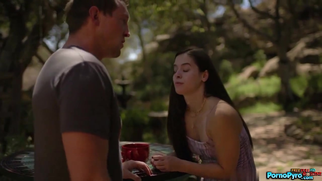Eats His Cousin Abbie Maleys Pussy On Family Trip - Pierce Paris