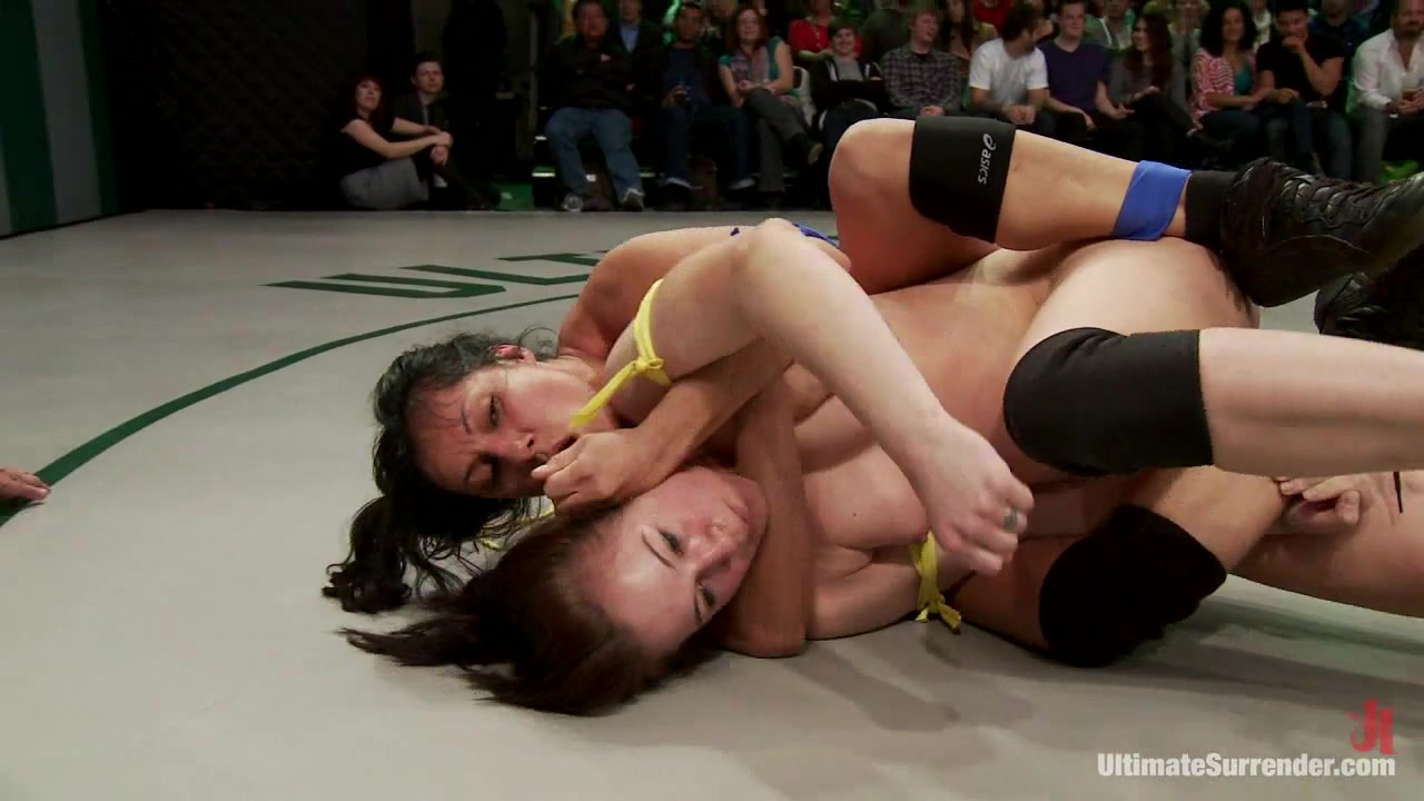 Round Two, Chaos On The Mats, Berretta Is Scared Of Cheyenne - Publicdisgrace