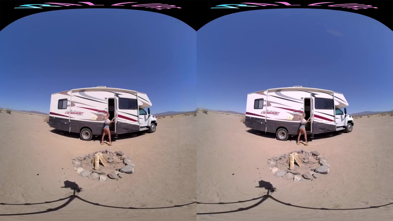 Emma Hix And Virtual Reality - Skinny Blonde Masturbates With A Vibrator In Her Rv