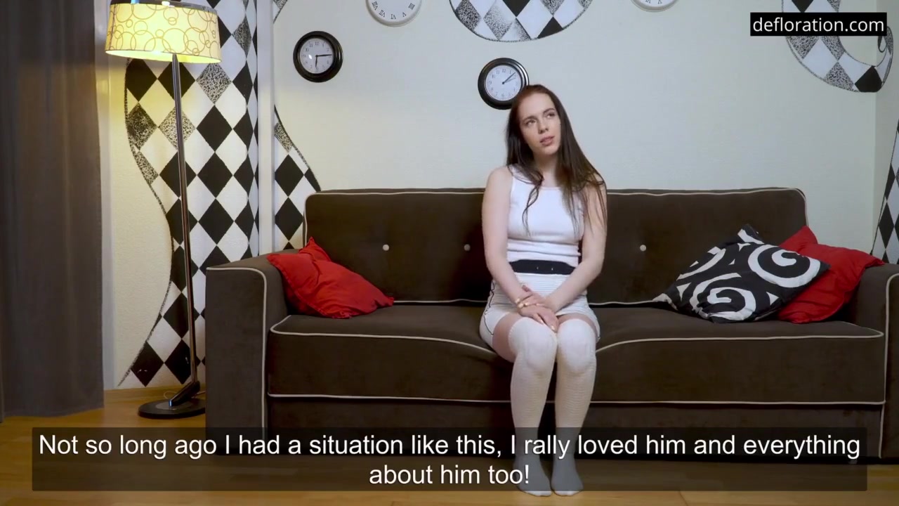 Cute Natural Virgin teen 18+ Daria Kuka Casting