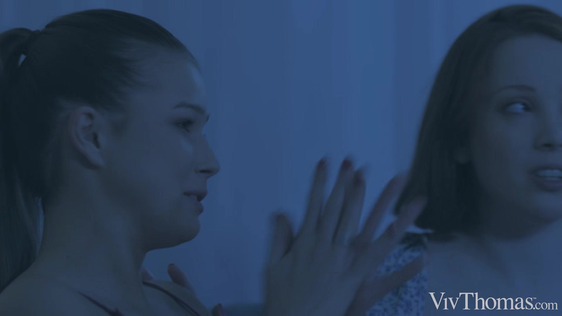 Comfort Me - Lottie Magne & Olivia Sparkle