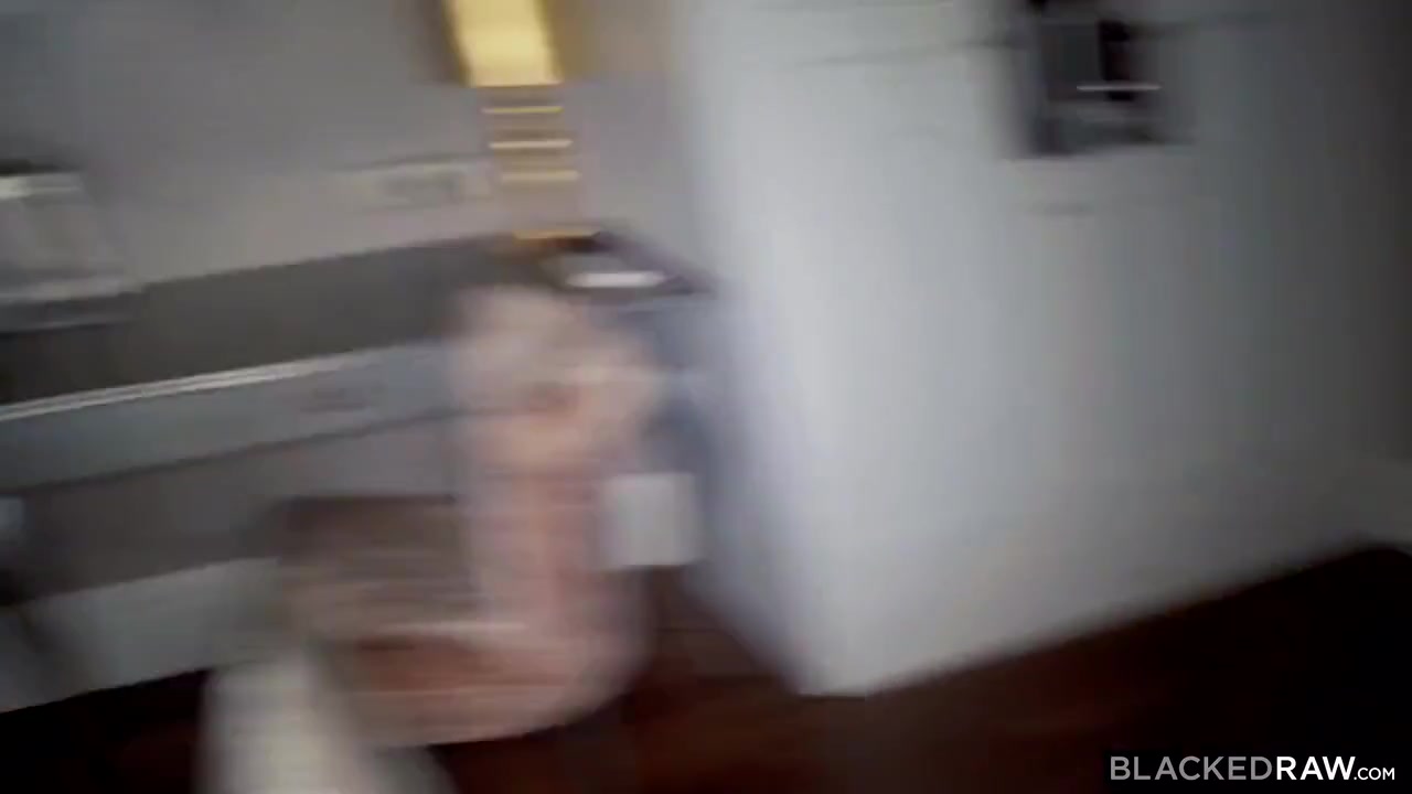 Blonde Sluts Couldnt Wait Until Getting Home