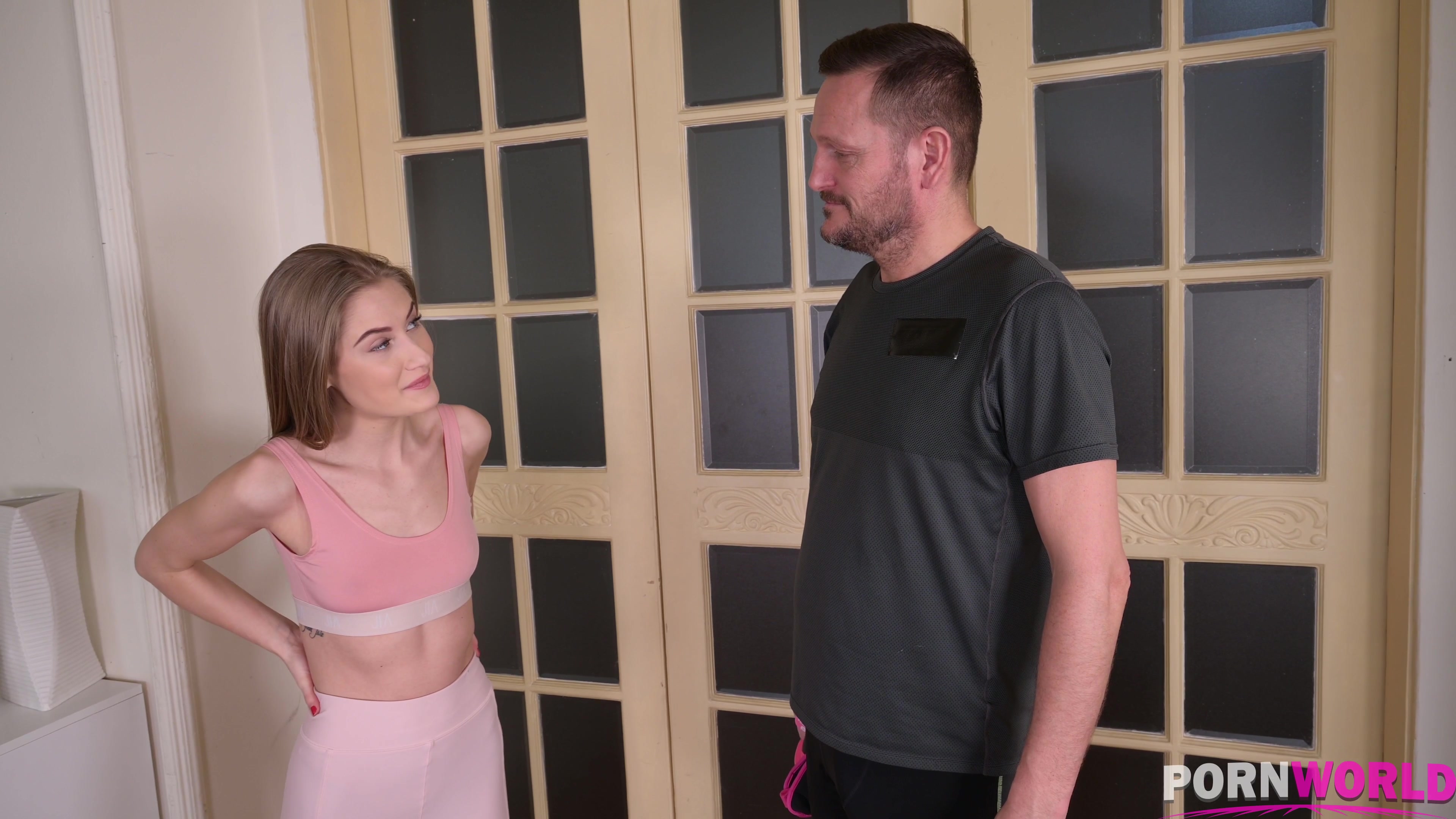 Athletic babe Tiffany Tatum's hardcore pussy fucking workout in the gym GP1355 - PornWorld