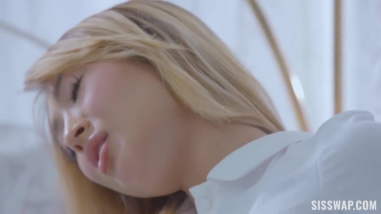 Mina Lux, Mina Luxx And Harley King - Cum And