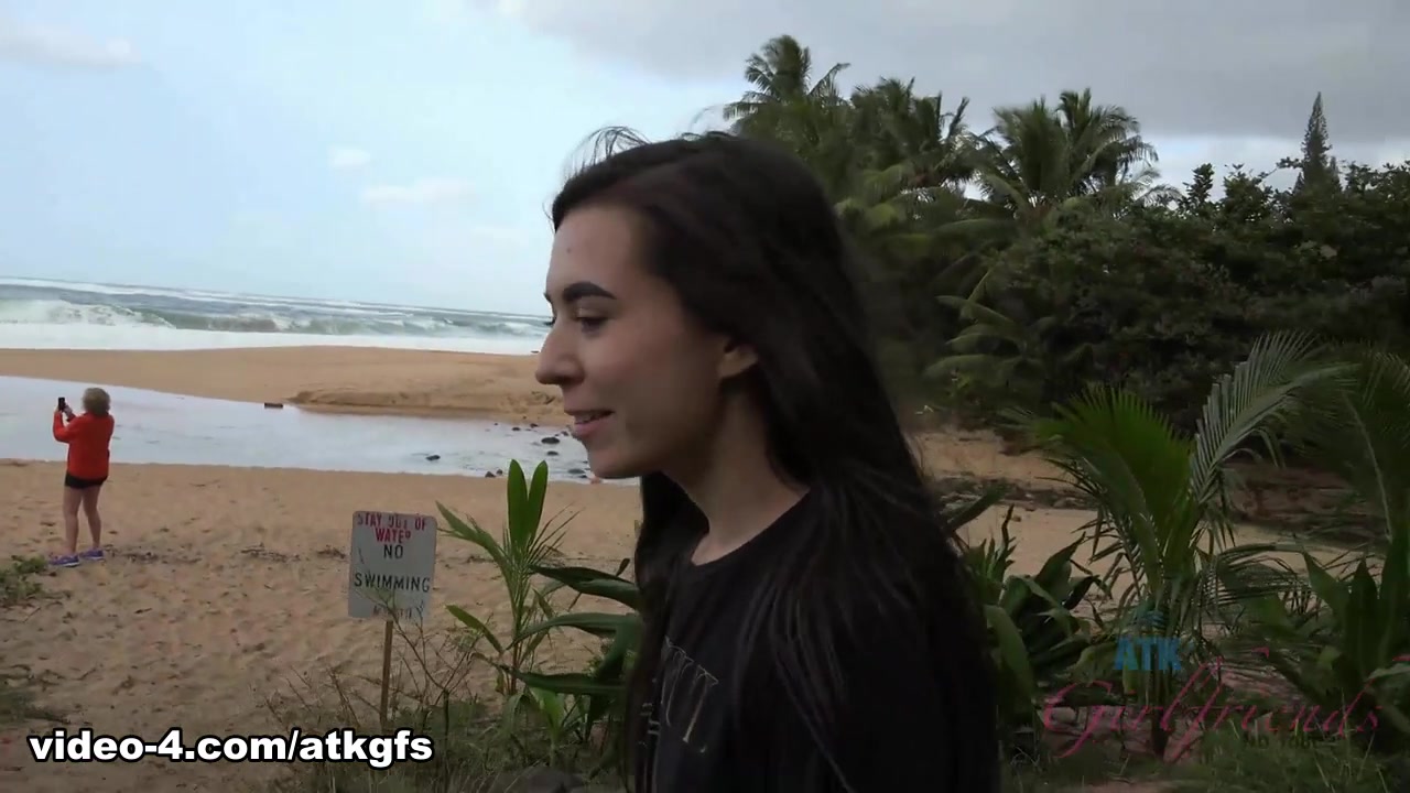 Ariel Grace in Ariel Finds Some Amazing Places In Hawaii, And In Your Heart - ATKGirlfriends