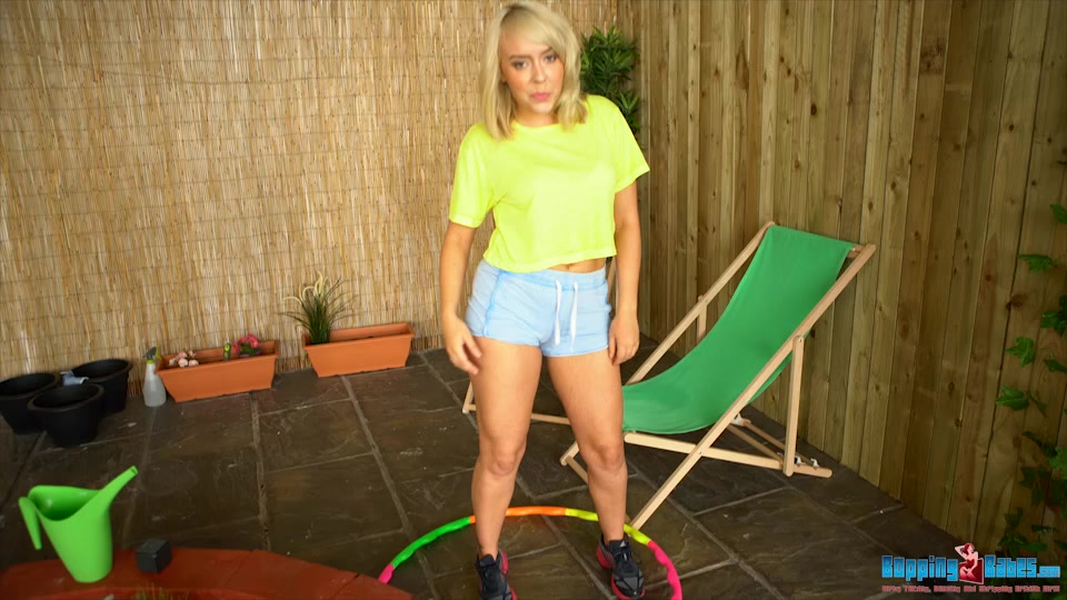 Millie Rose - I Love Hula Hoop - BoppingBabes