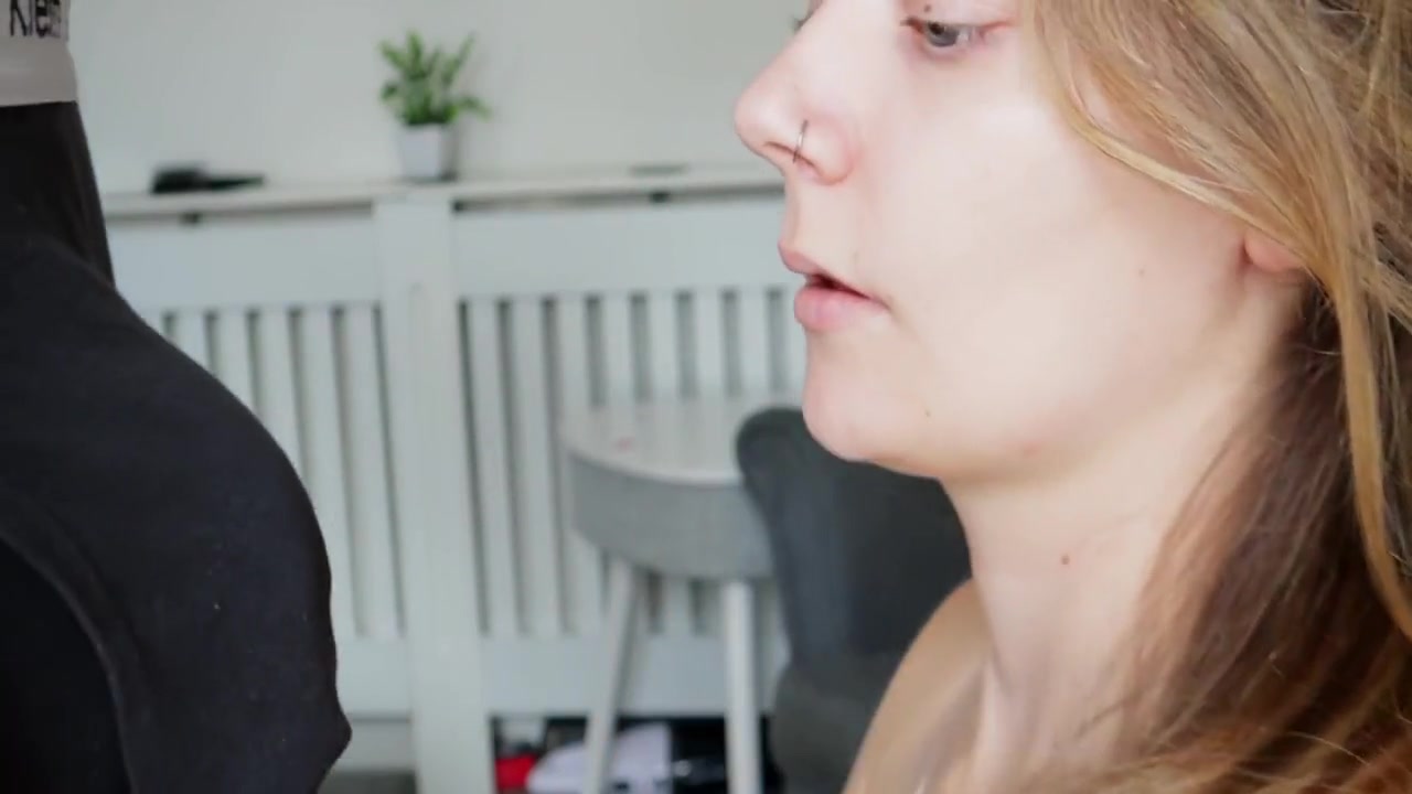 Close Up 4k Blowjob And Facial From Natural Beauty - Hannah Goode 7 Min With Barely Legal
