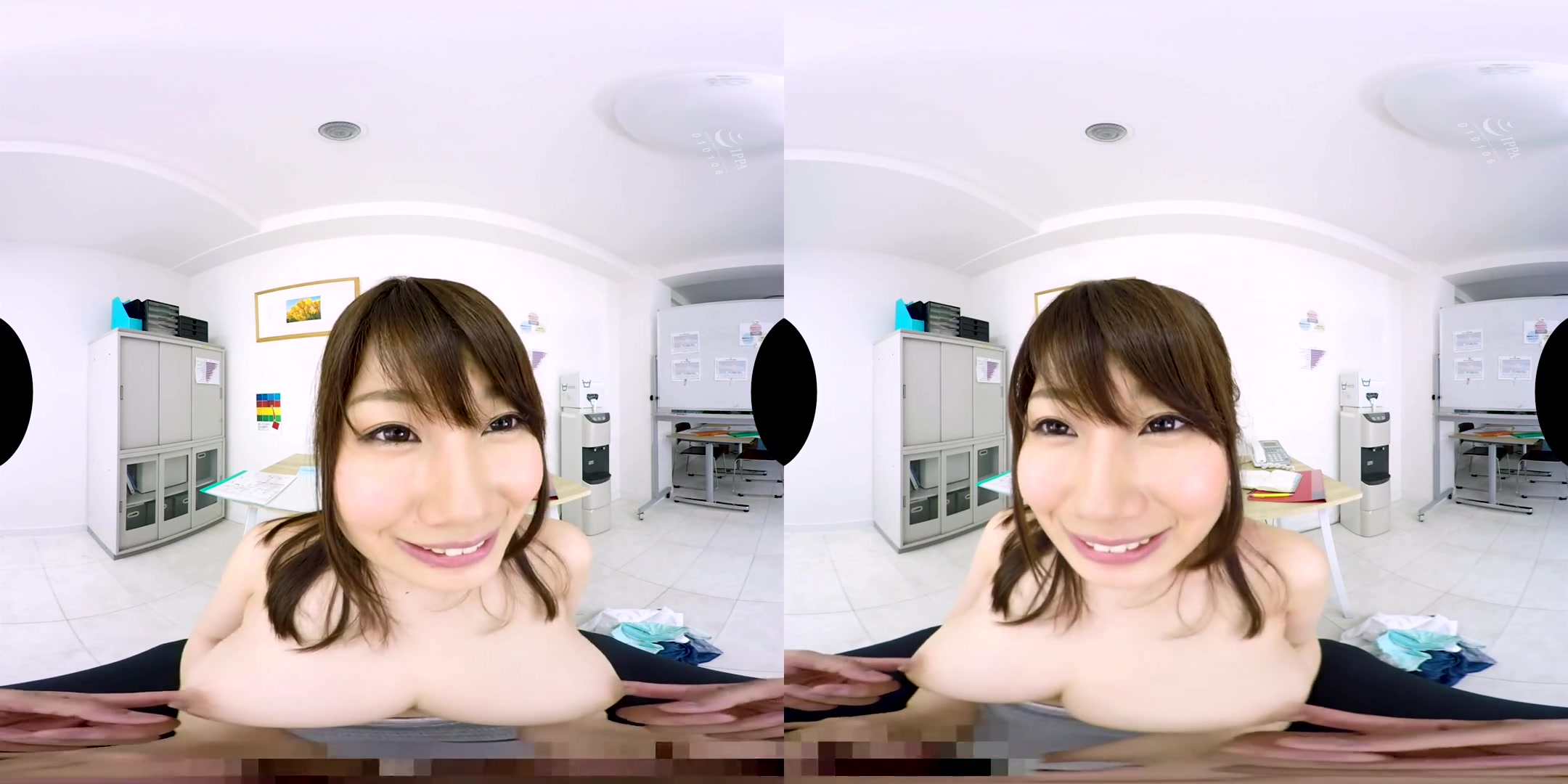 Sakura Kirishima Secretary Sakura Kirishima Comes out from Under the Desk 1 - SexLikeReal