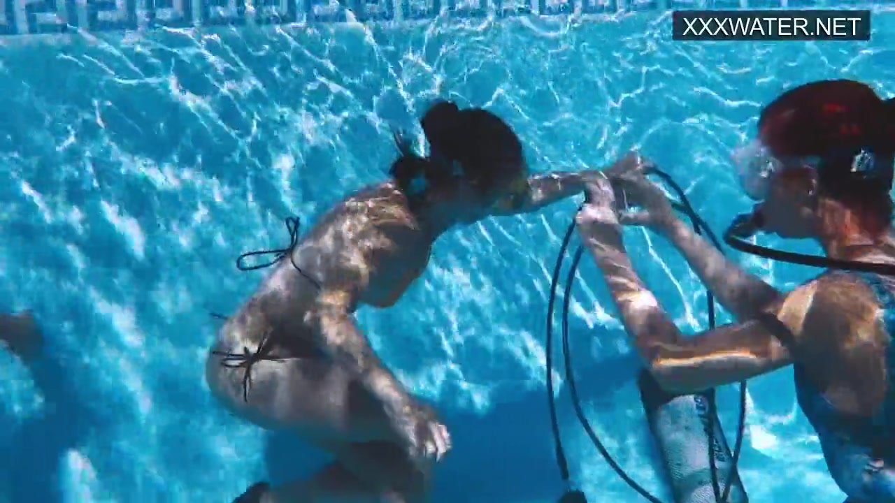 Girls Underwater Having Hardcore Sex With Polina Rucheyok