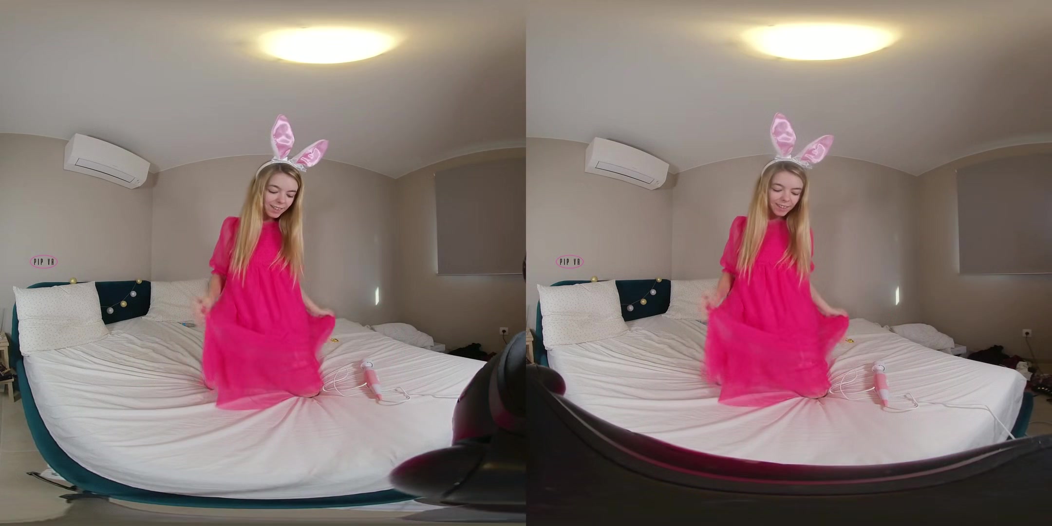 Horny Bunny - Amateur Babe Solo - PIP VR - SexLikeReal