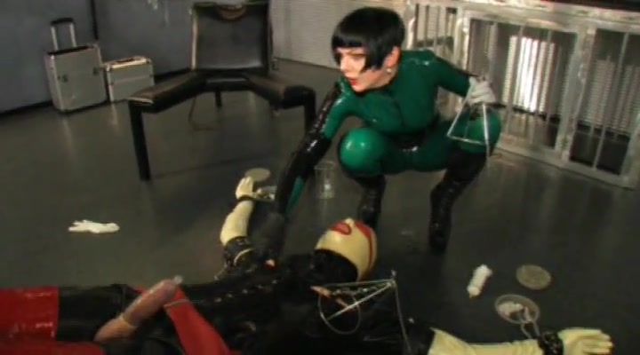 Madame Zoe - Lesson For Her Rubberslut