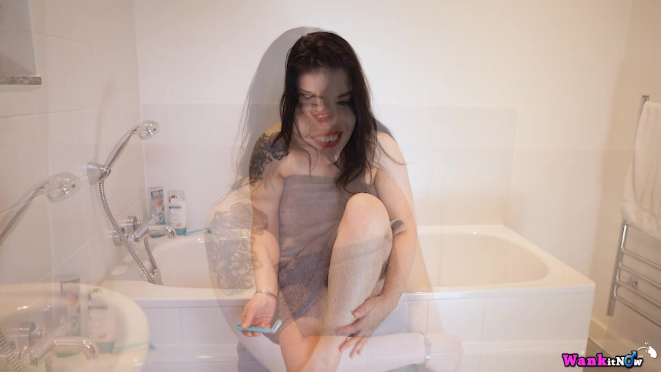 Lucia Love - Close Shave - Sexy Videos - WankitNow