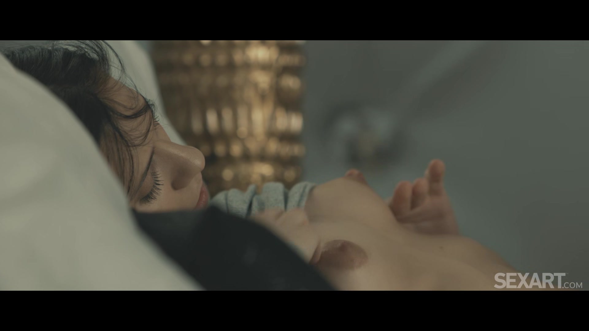 Give Me A Signal - Liz Ocean & Nikky Fox