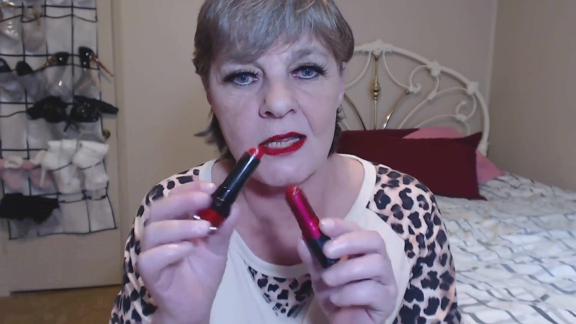 Sultry Shades Of Red - CougarBabeJolee