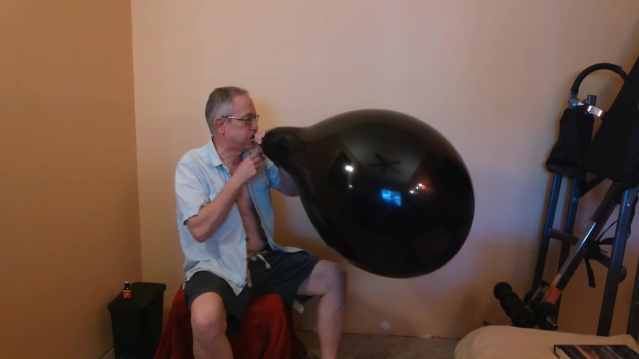 93 Long Balloon Fun With Q646s - Balloonbanger