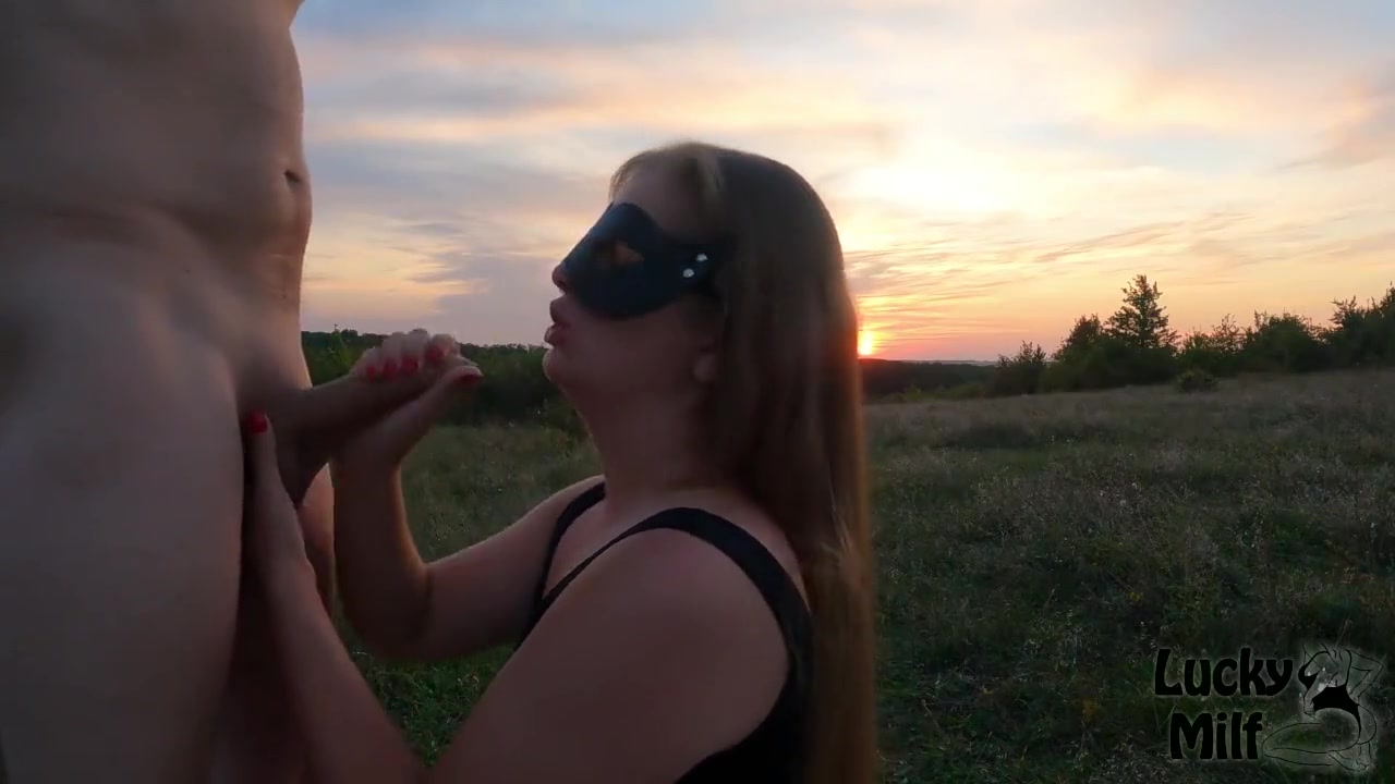 Quick Rough Outdoor Sex ☆ Hot Sunset With Butt Plug In My Ass And A Big Cock In My Pussy