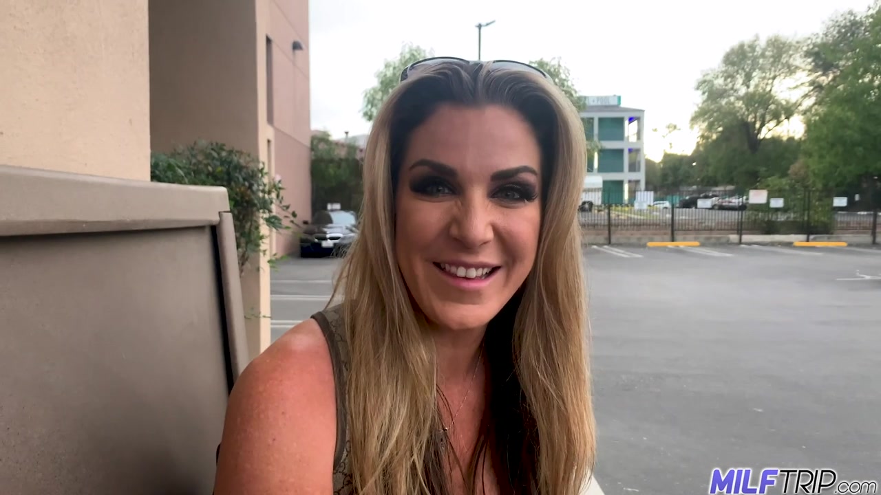 Sexy Milf Ass Gets Stuffed With Hard Cock - Milf Trip