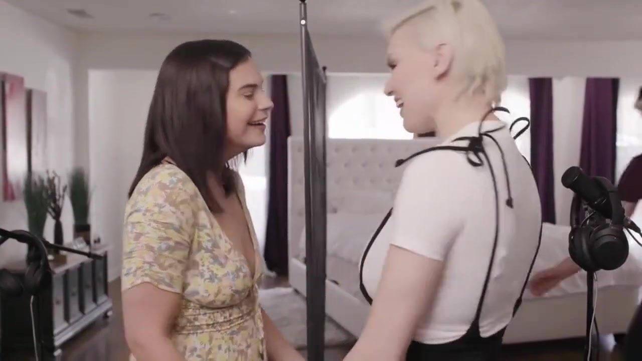 Violet Star, Violet Starr And Kenzie Taylor - Blind Date