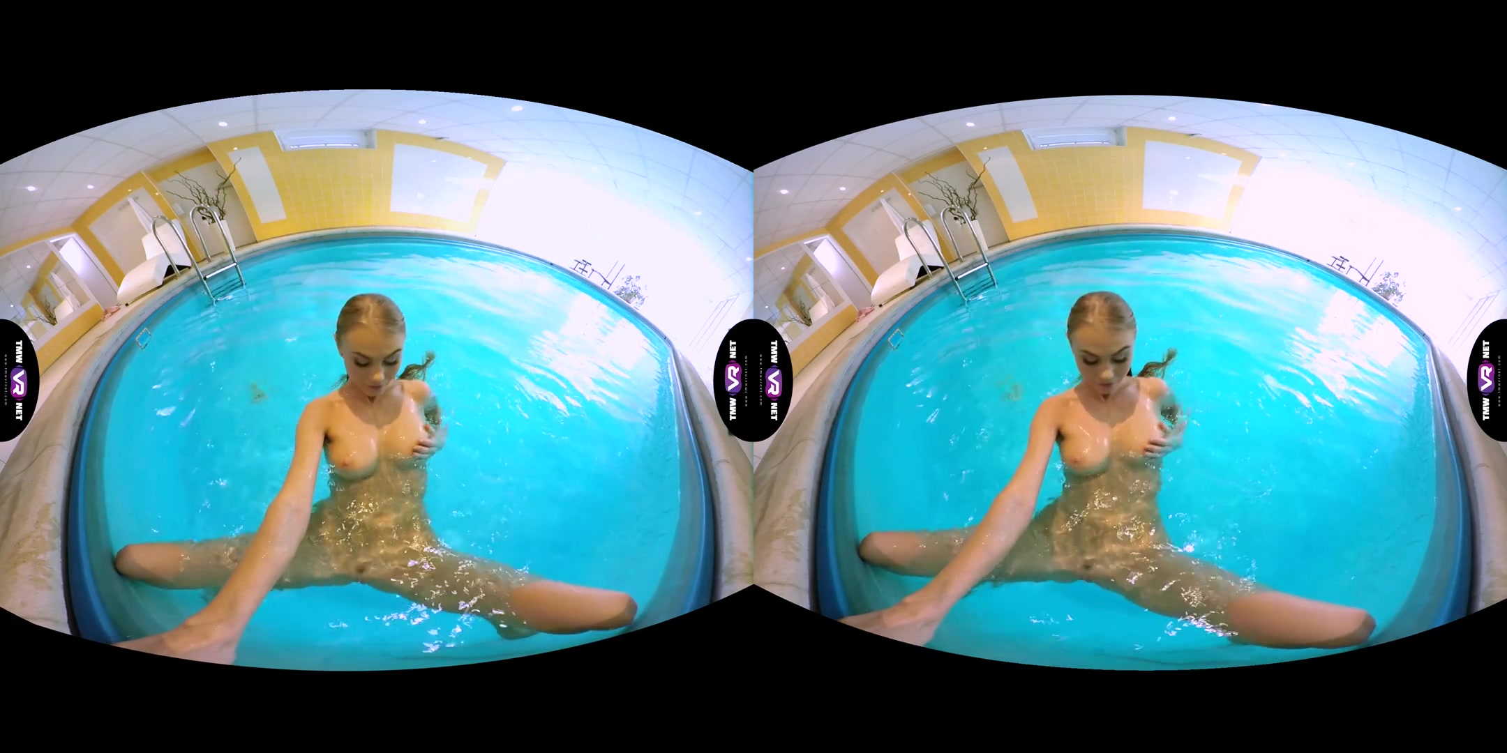 Nancy A in Blonde Enjoys Solo Play In A Pool - TmwVRNet