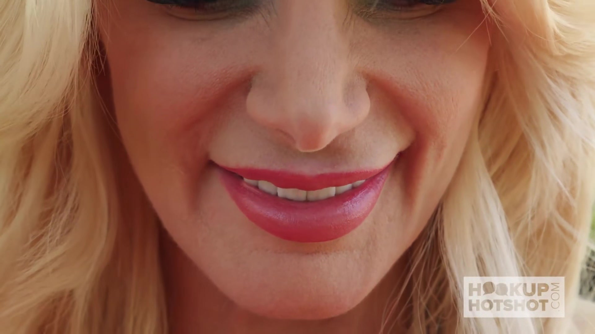 Brittany Andrews Begs To Get Fucked By Dorian Del Isla!