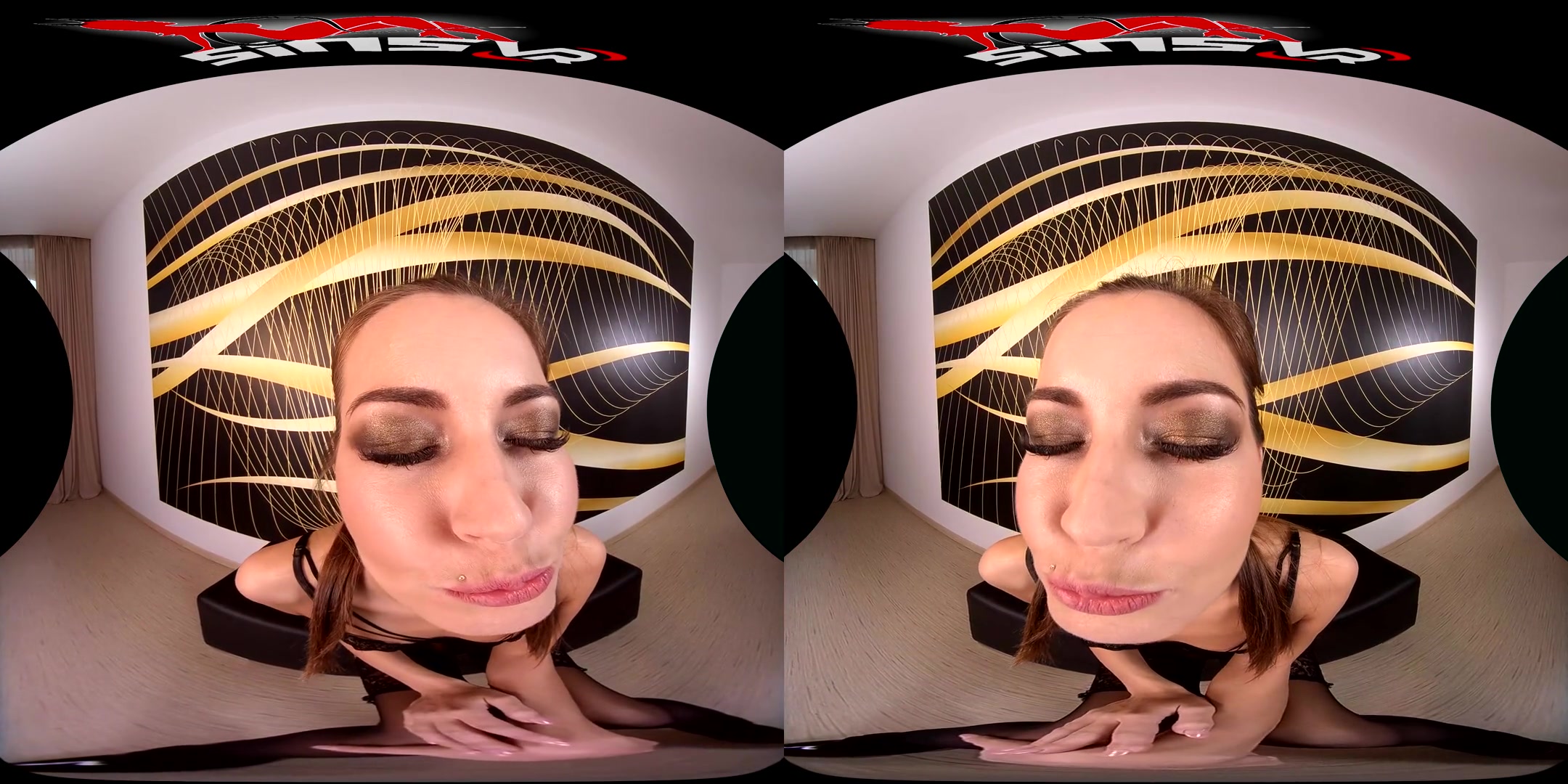 Cindy Shine in Cindy Shine - Arabesques - SinsVR