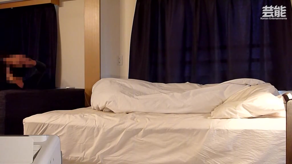 Japanese chick seduces him with her perfect shapes
