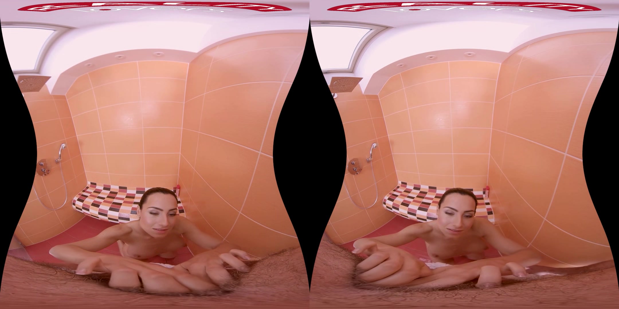 Throwback Bathroom - RealityLovers