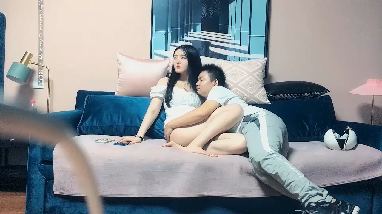 chinese man fucking callgirl in hotel.***