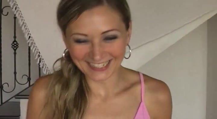 Lesbian Zuzinka and black dildo