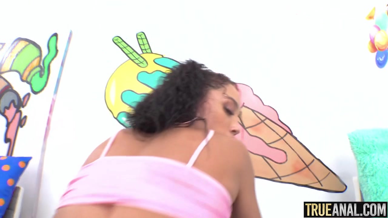 Deep Anal With Alexis