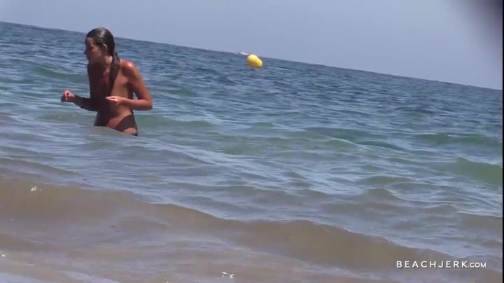 Lots of Beach Boobs - BeachJerk