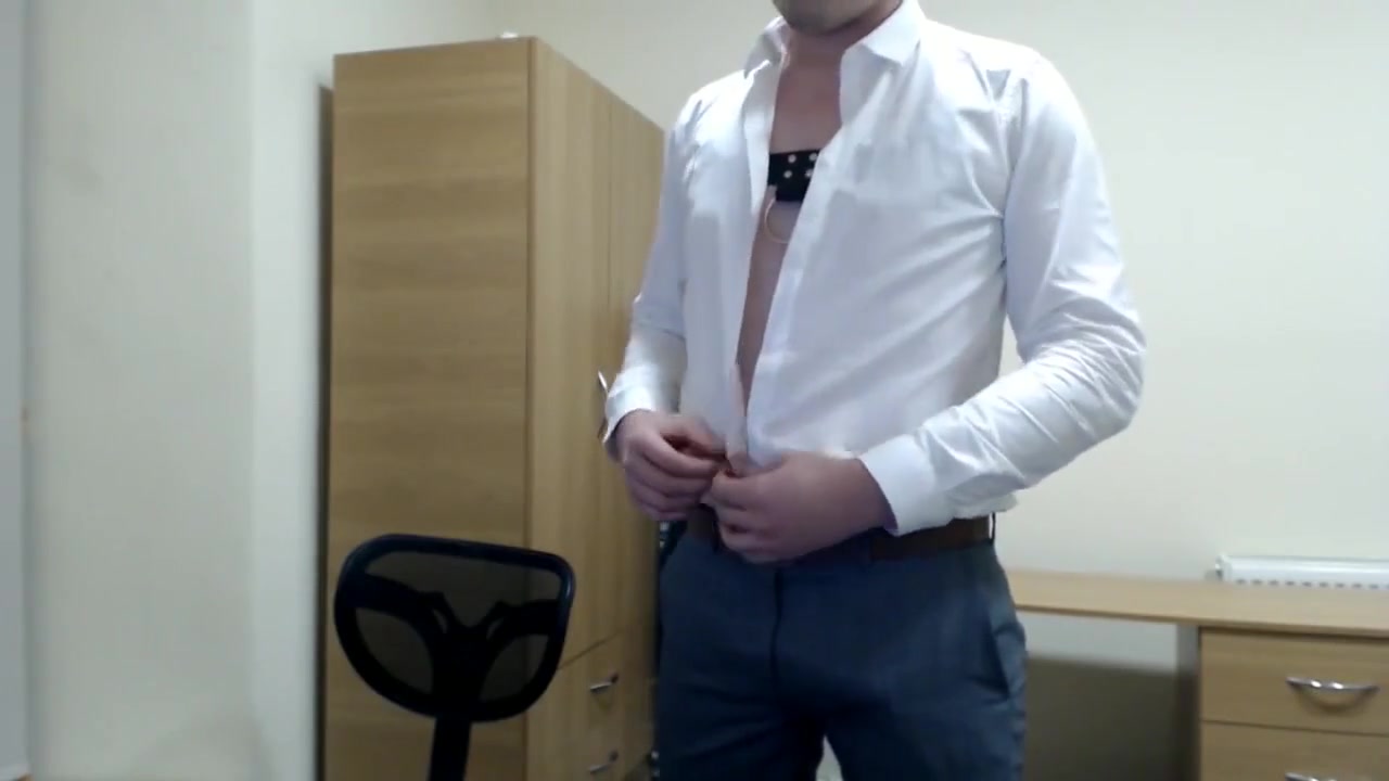 Twink Boss Precrum Shoe Play And Suit Strip