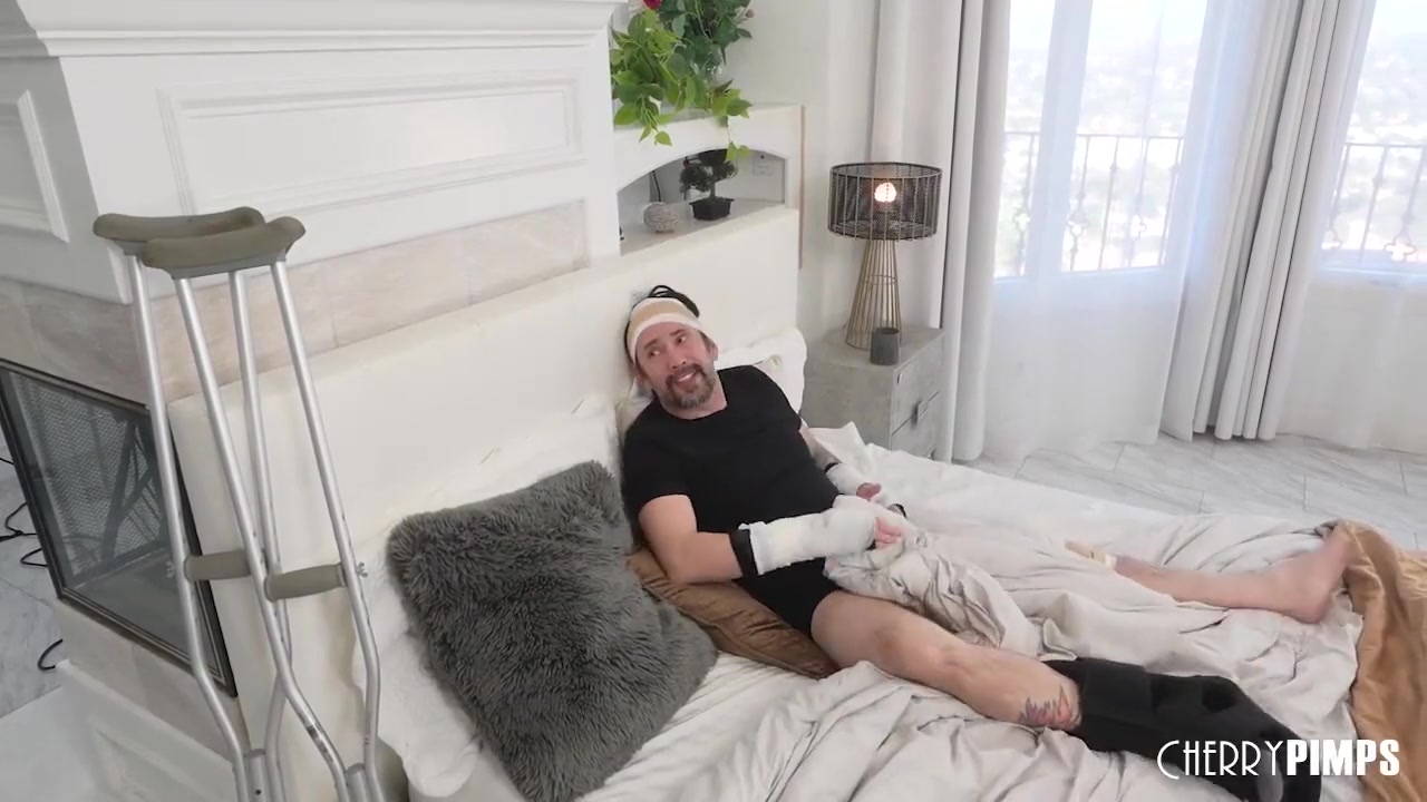 Bianca Bangs And Tommy Pistol In Stepdaddy Fucks Stepdaughter When She Offers To Help Scratch His Itch