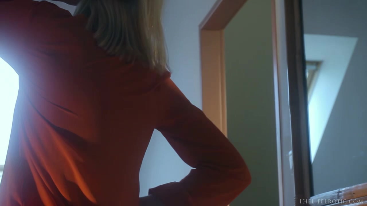 Sensual Reflection - Nastya C - TheLifeErotic