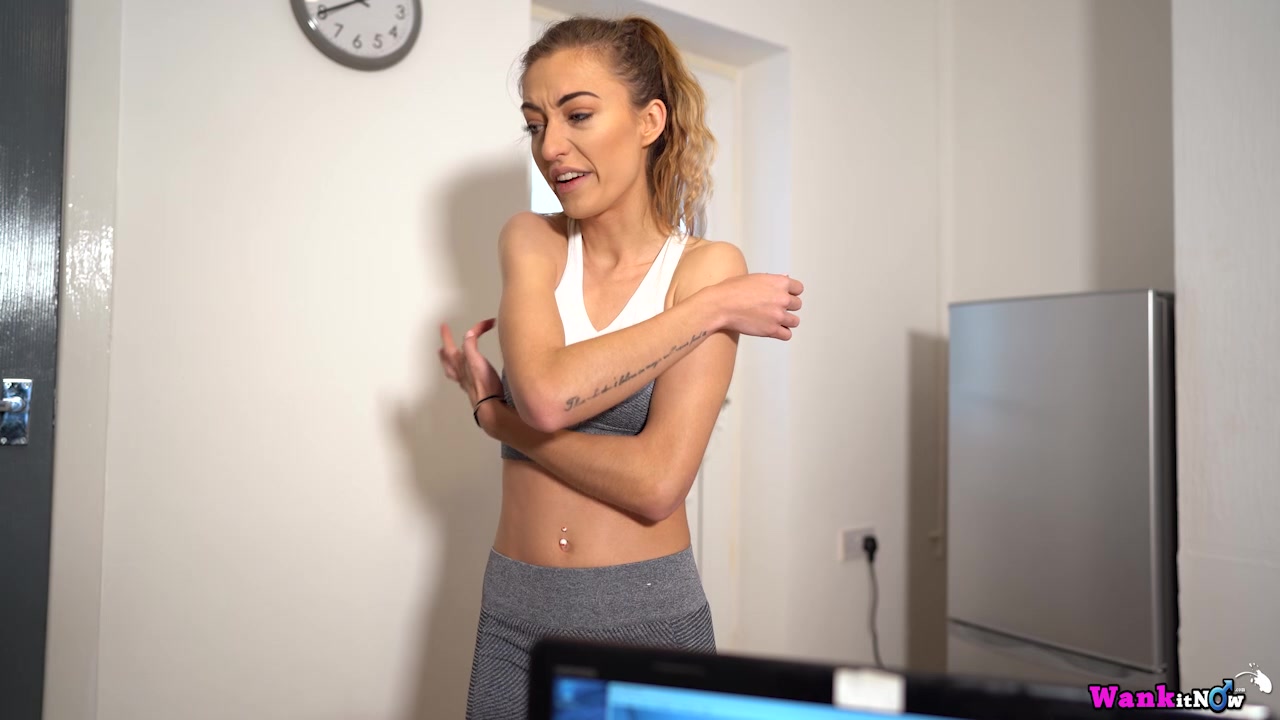 Rose R - Caught Sucking Cock - Sexy Videos - WankitNow