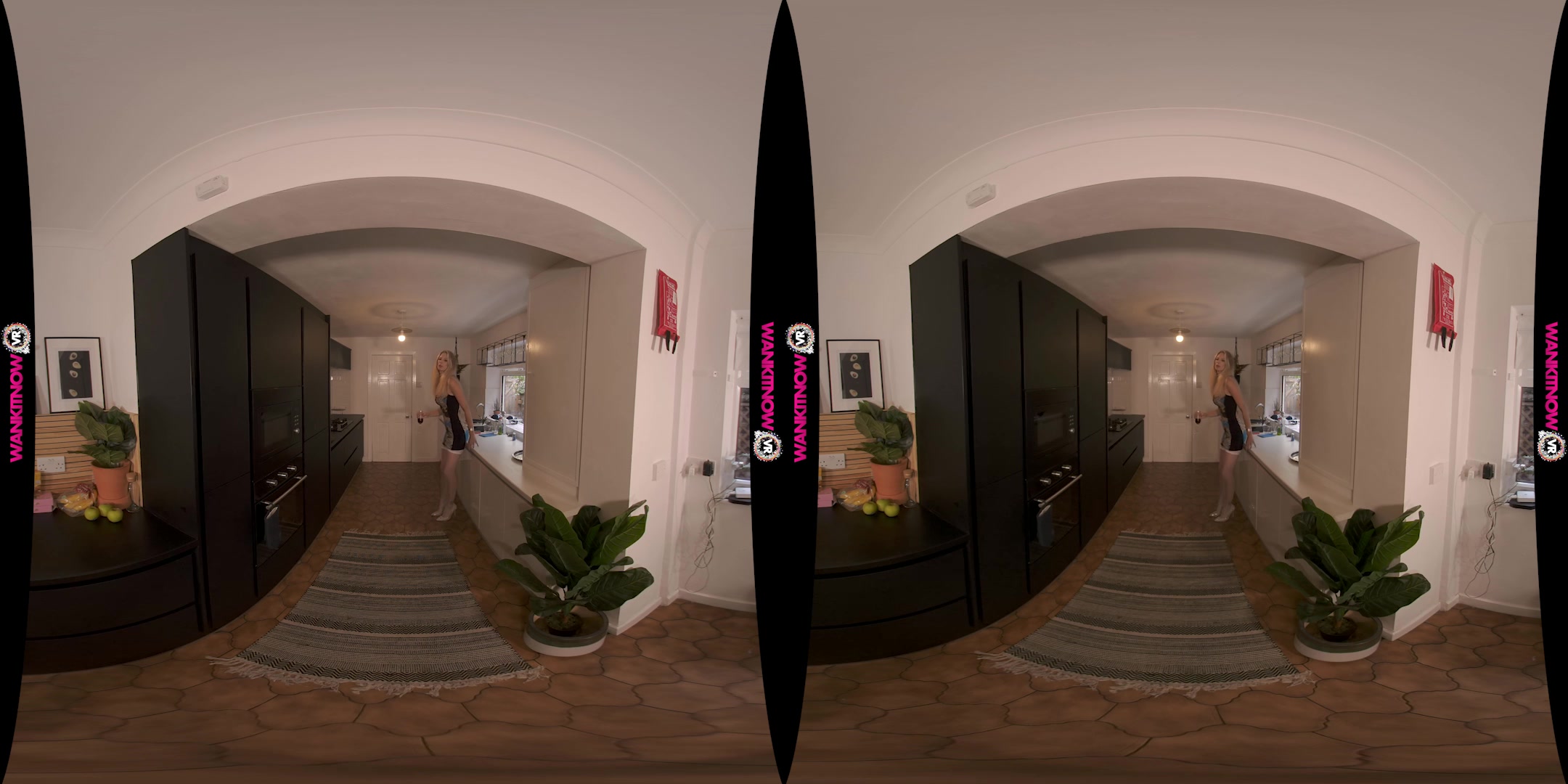 Trophy Girl featuring Leah - WankitNowVR