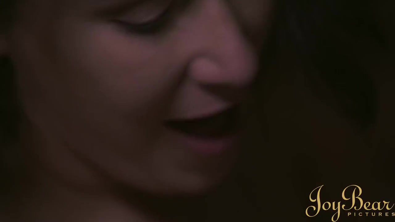 Tattooed Lesbians And Sensually Lick Each Others Pussies With Eva Ray And Belle O'hara