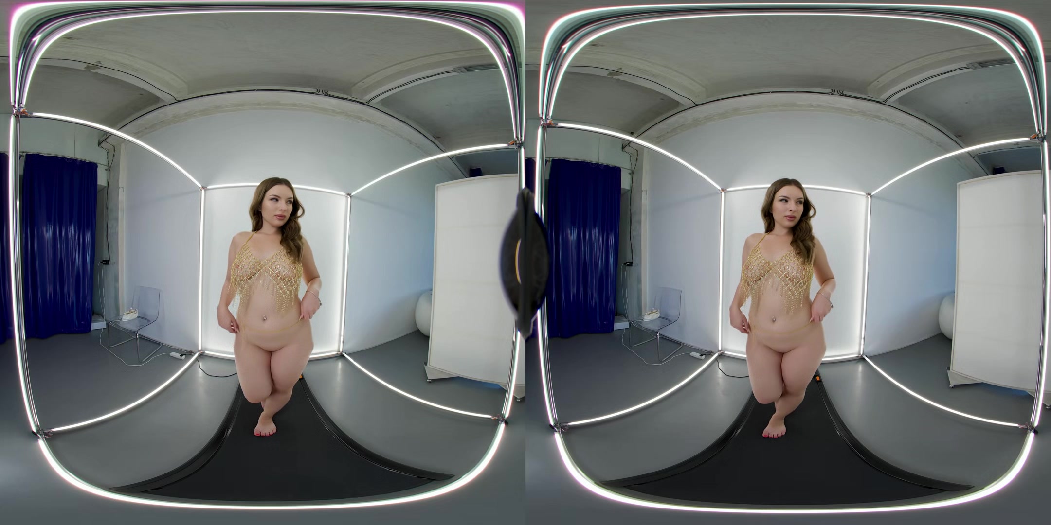 Walking Ass, Walking Pussy And Other Treadmill Experiments With Olena