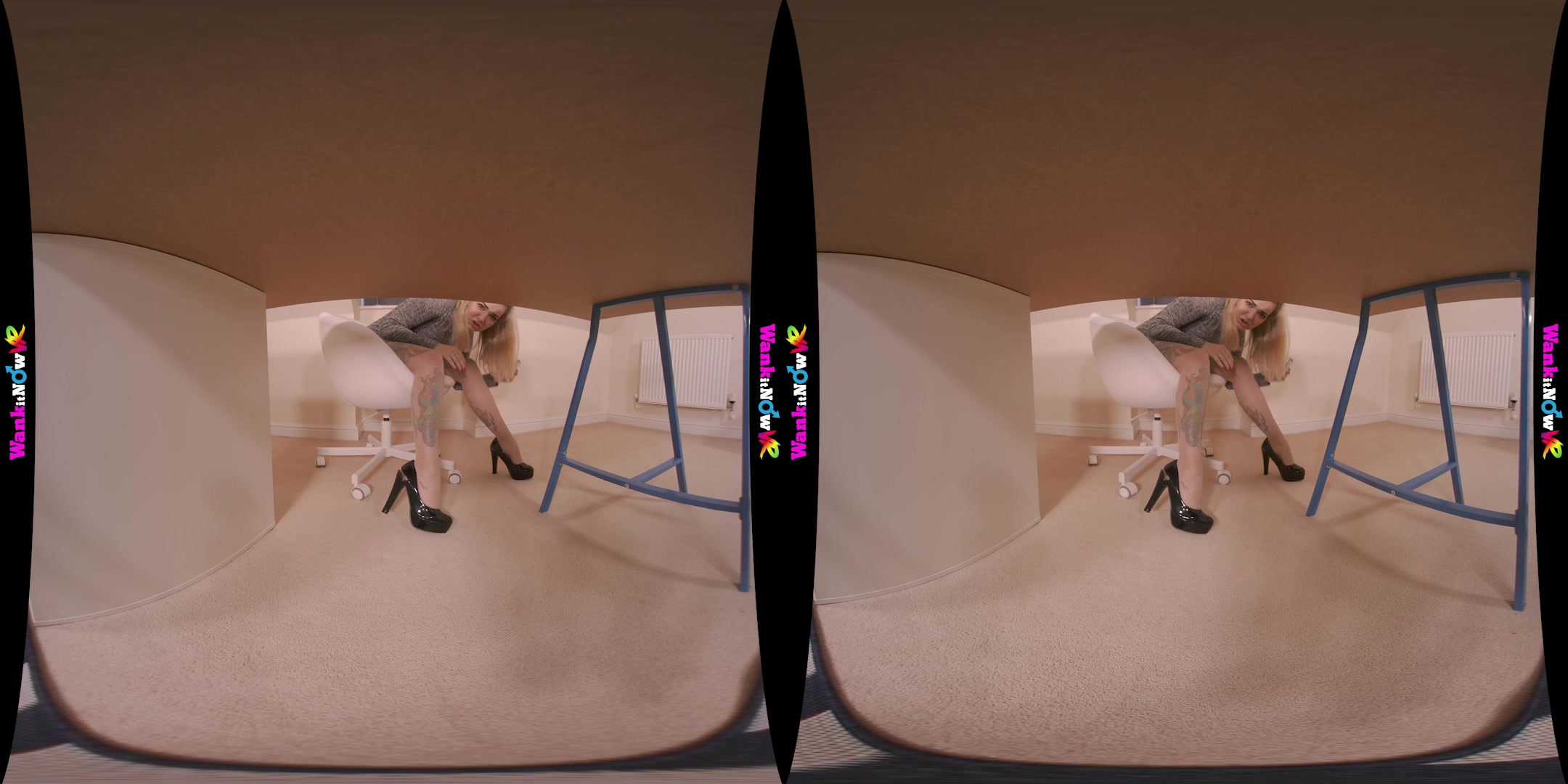 Handyman featuring Dolly - WankitNowVR