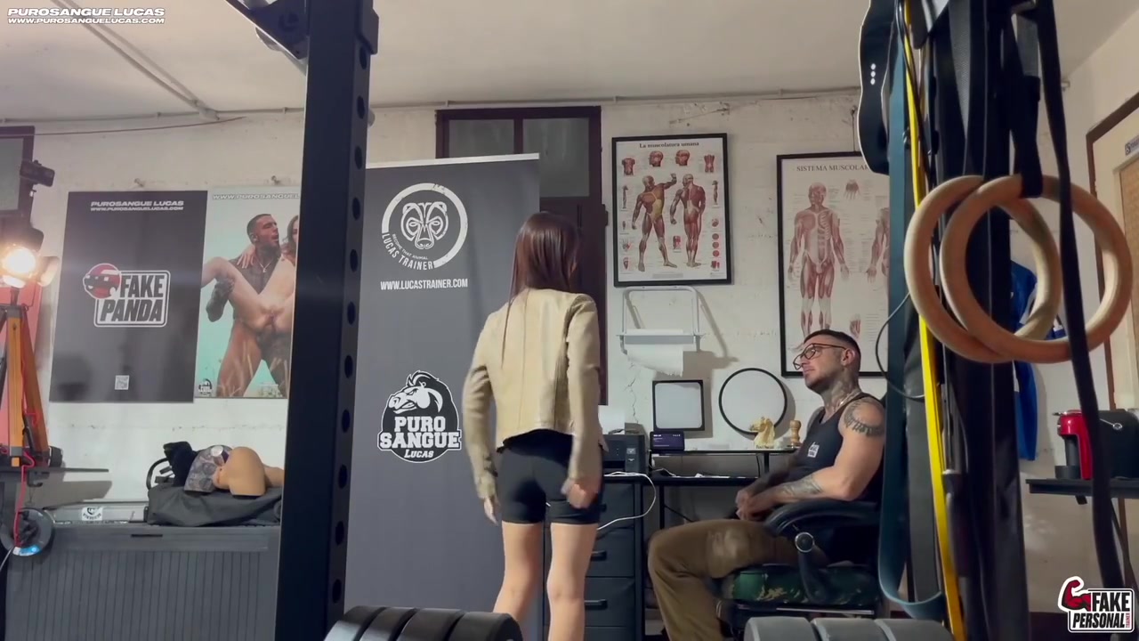 Asian Girl Seduces Her Muscular Personal Trainer - Lucas Peracchi, Momota Emiri And Emiri Momota