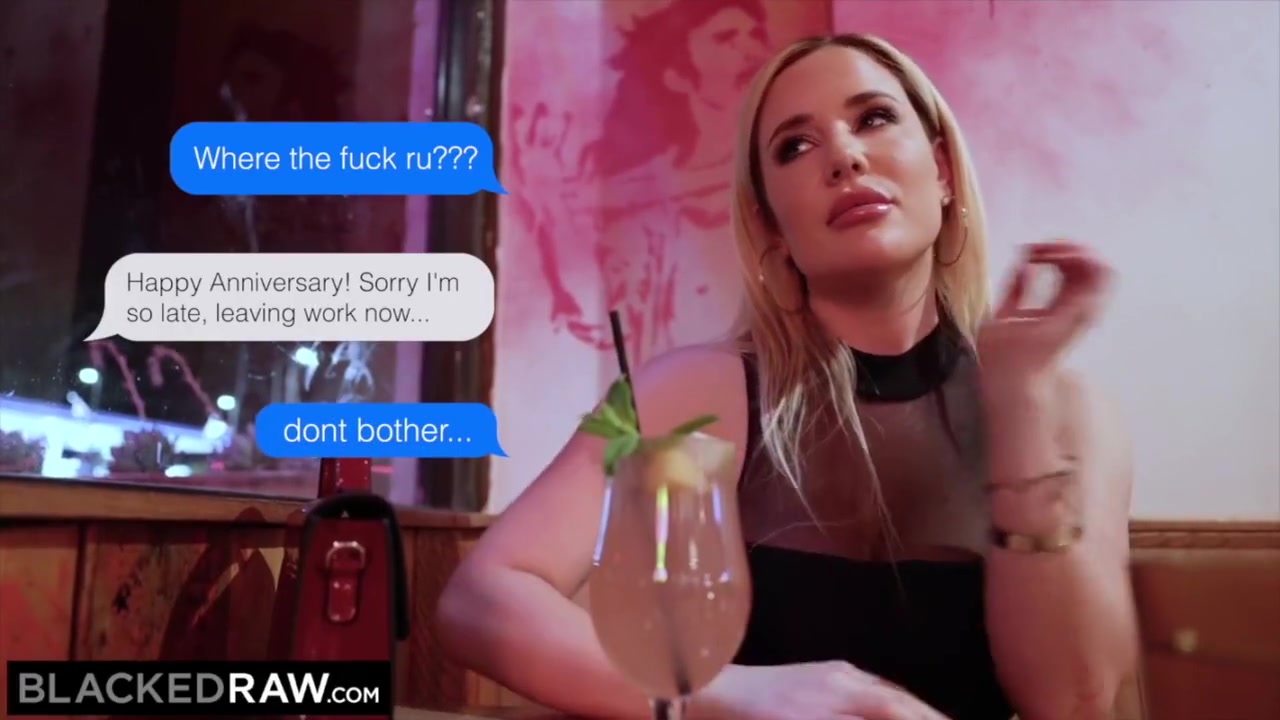 Savannah Bond And Isiah Maxwell - Busty Babe Takes On Bbc