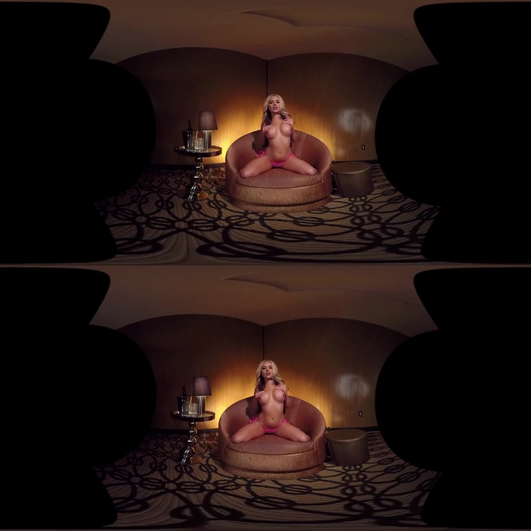 Alexis Monroe in Alexis Monroe - Private Dance 3D - Level 2 - VRClubz