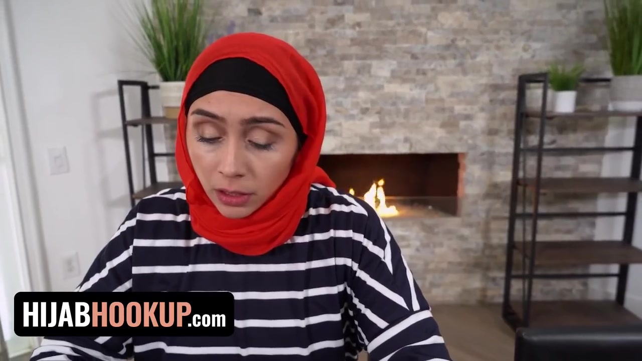 Free Premium Video Middle-eastern Stepmom Suspected Her Husband Is Cheating Fucks Her Stepson As Payback